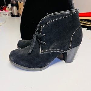 Winter lace up boots